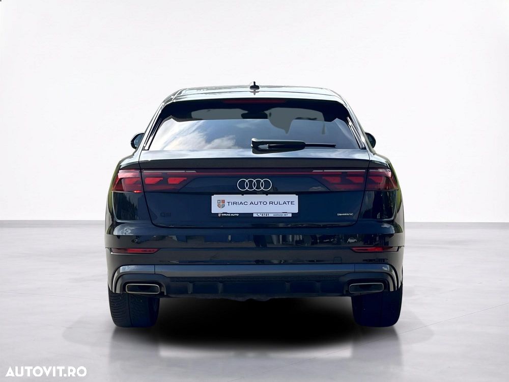 Audi Q8 - 6