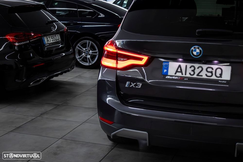 BMW iX3 Inspiring - 8