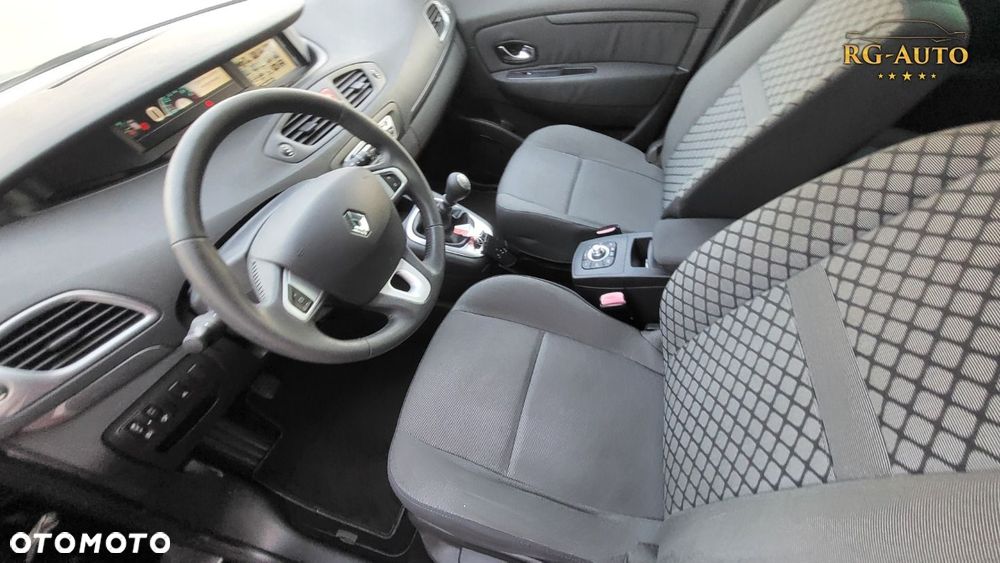 Renault Scenic - 25