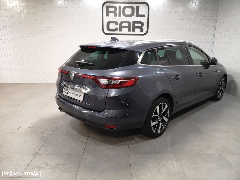 renault megane-sport-tourer ver-1-5-blue-dci-bose-edition-edc - 8