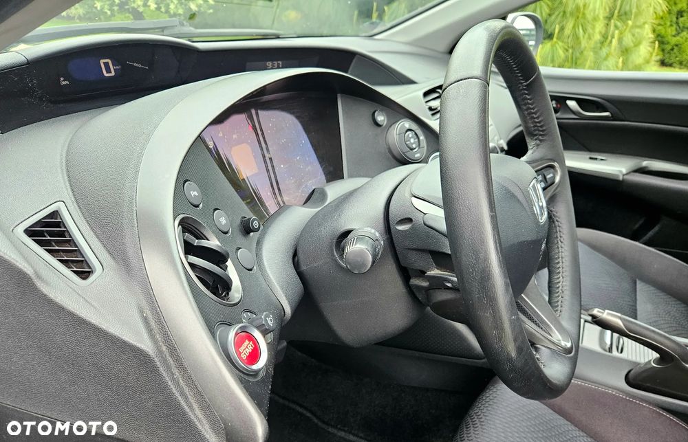 Honda Civic 1.4 Comfort - 23