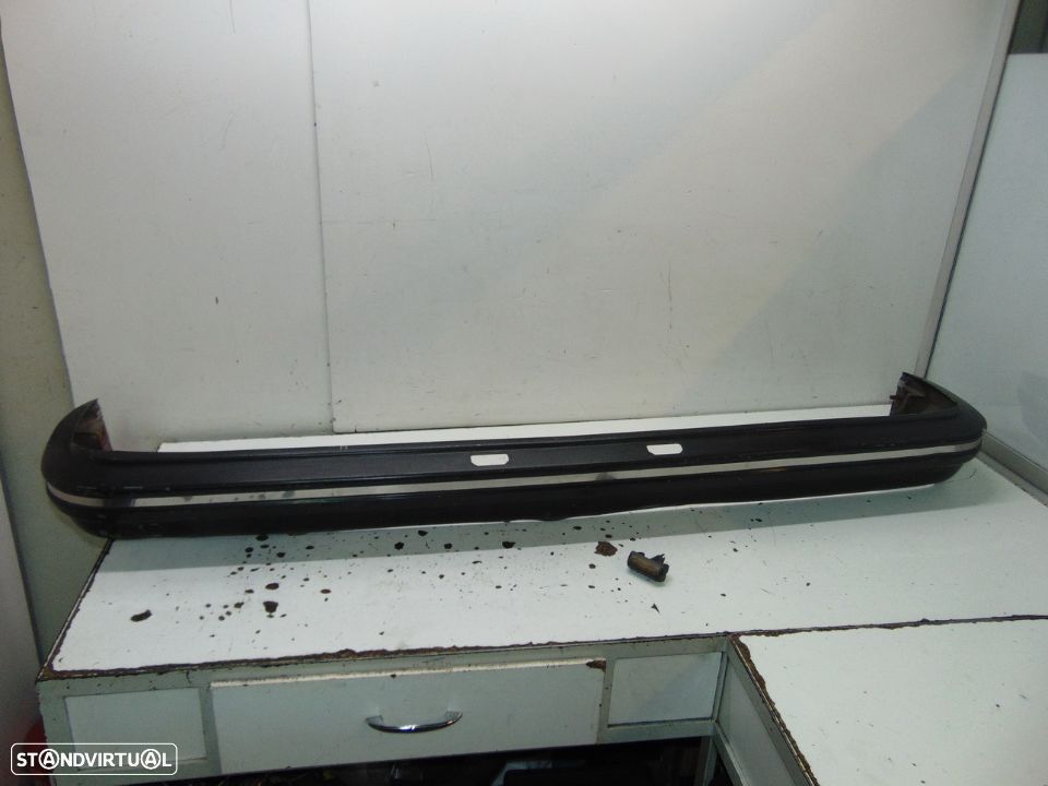 Peugeot 104 para-choques trás - 1