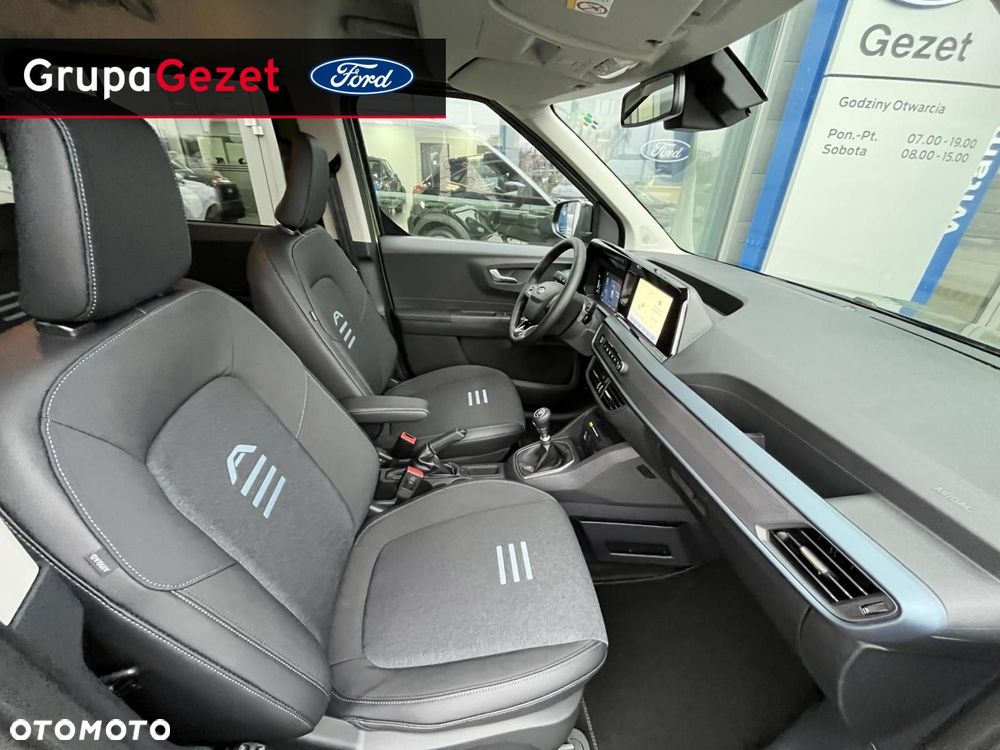 Ford Tourneo Courier - 21