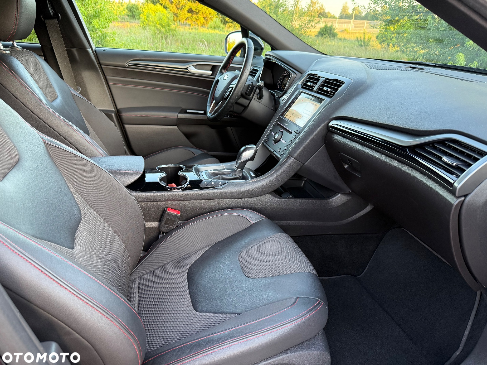 Ford Mondeo 2.0 TDCi ST-Line PowerShift - 16