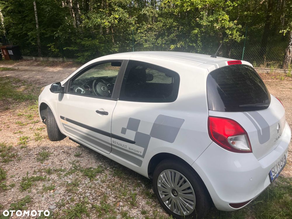 Renault Clio - 3