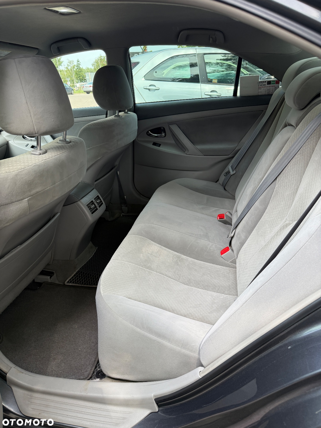 Toyota Camry 2.4 Hybrid - 7