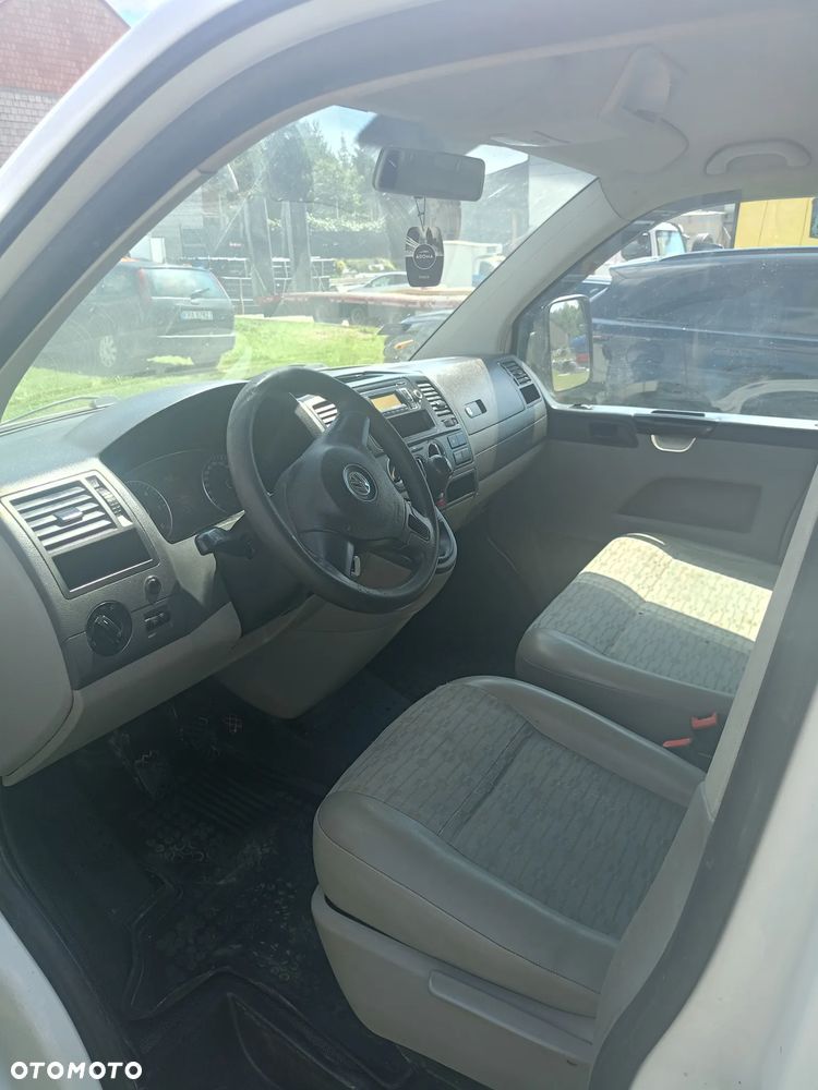 Volkswagen T5 - 8