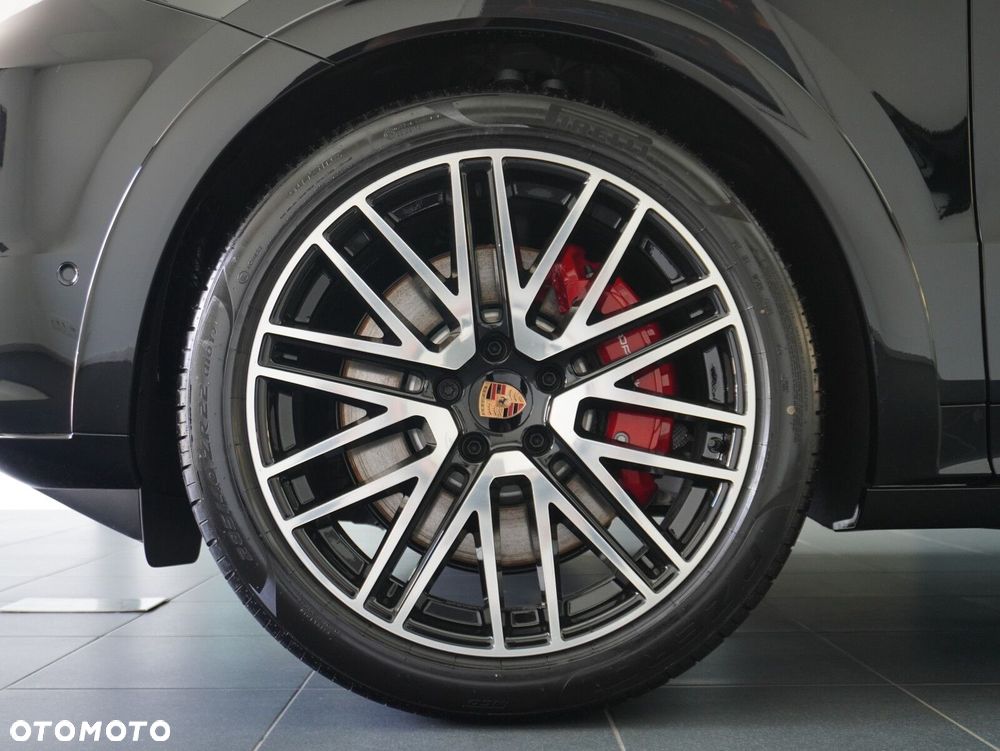 Porsche Cayenne GTS - 11