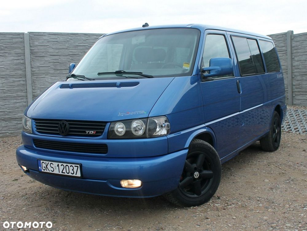 Volkswagen Multivan - 15