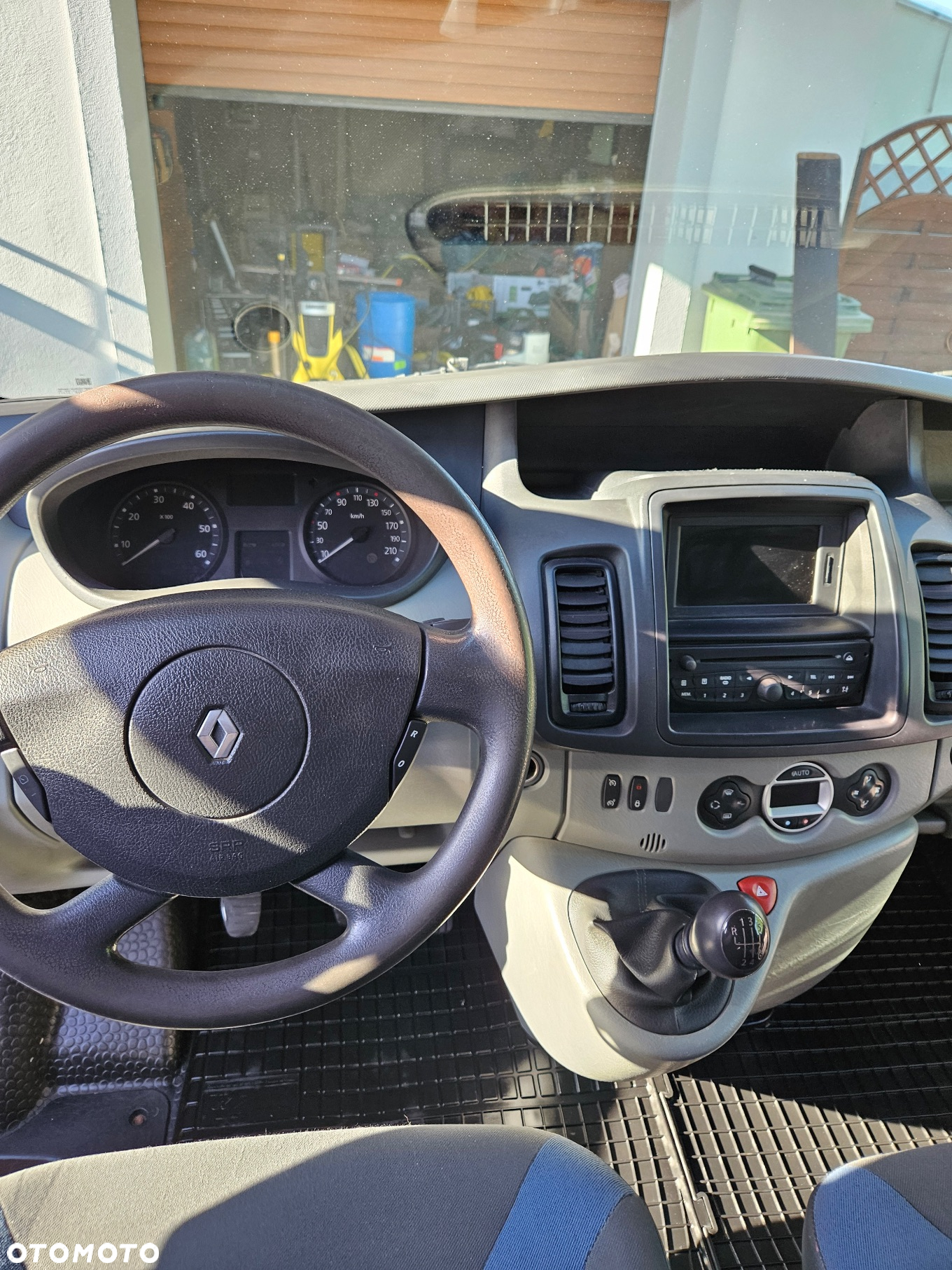Renault Trafic - 6