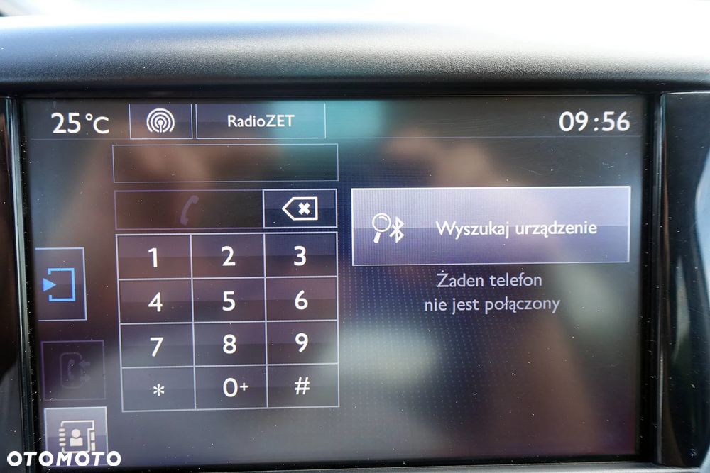 Peugeot 208 82 PureTech Style - 22