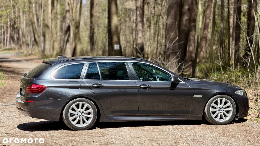 BMW Seria 5 530d xDrive - 9