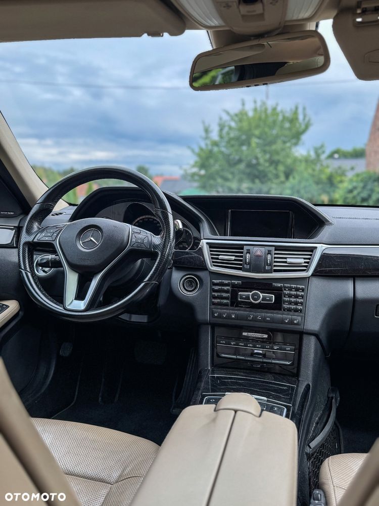 Mercedes-Benz Klasa E 350 CDI DPF BlueEFFICIENCY 7G-TRONIC Avantgarde - 18