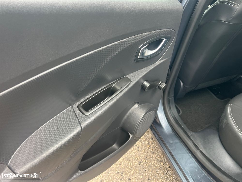 Renault Clio 1.5 dCi Zen - 13