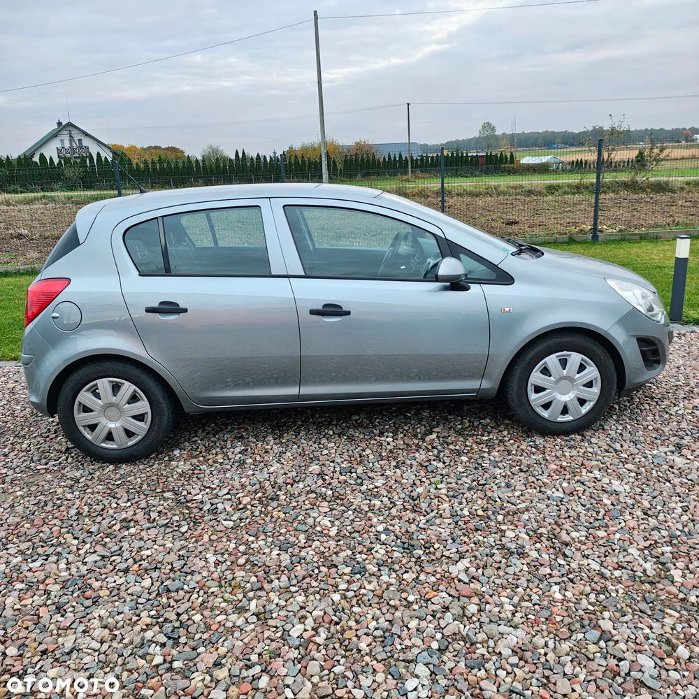 Opel Corsa - 4
