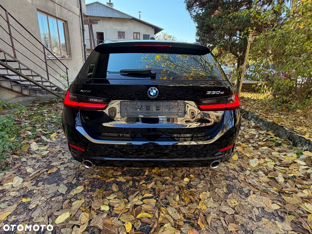 BMW 3 Series 2022 photo 4