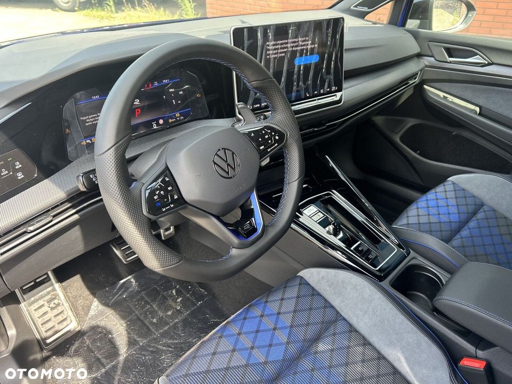 Volkswagen Golf - 13