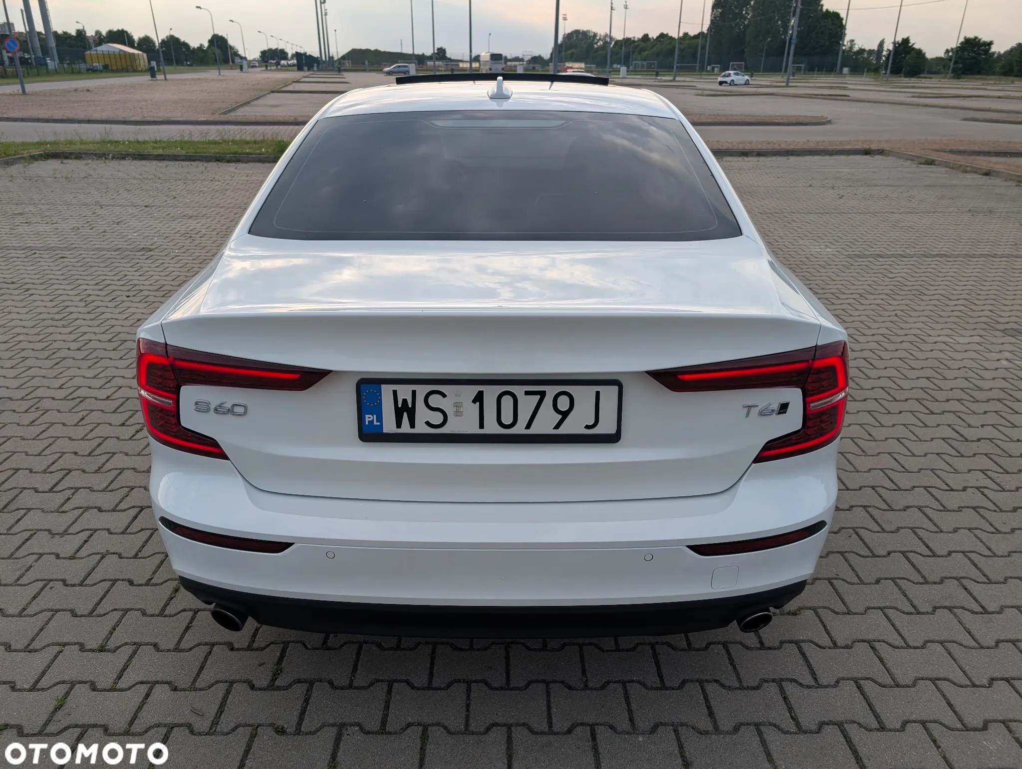 Volvo S60 T6 AWD Momentum Pro - 10