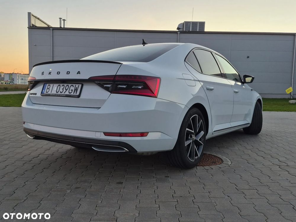Skoda Superb 2.0 TSI Sportline DSG - 3