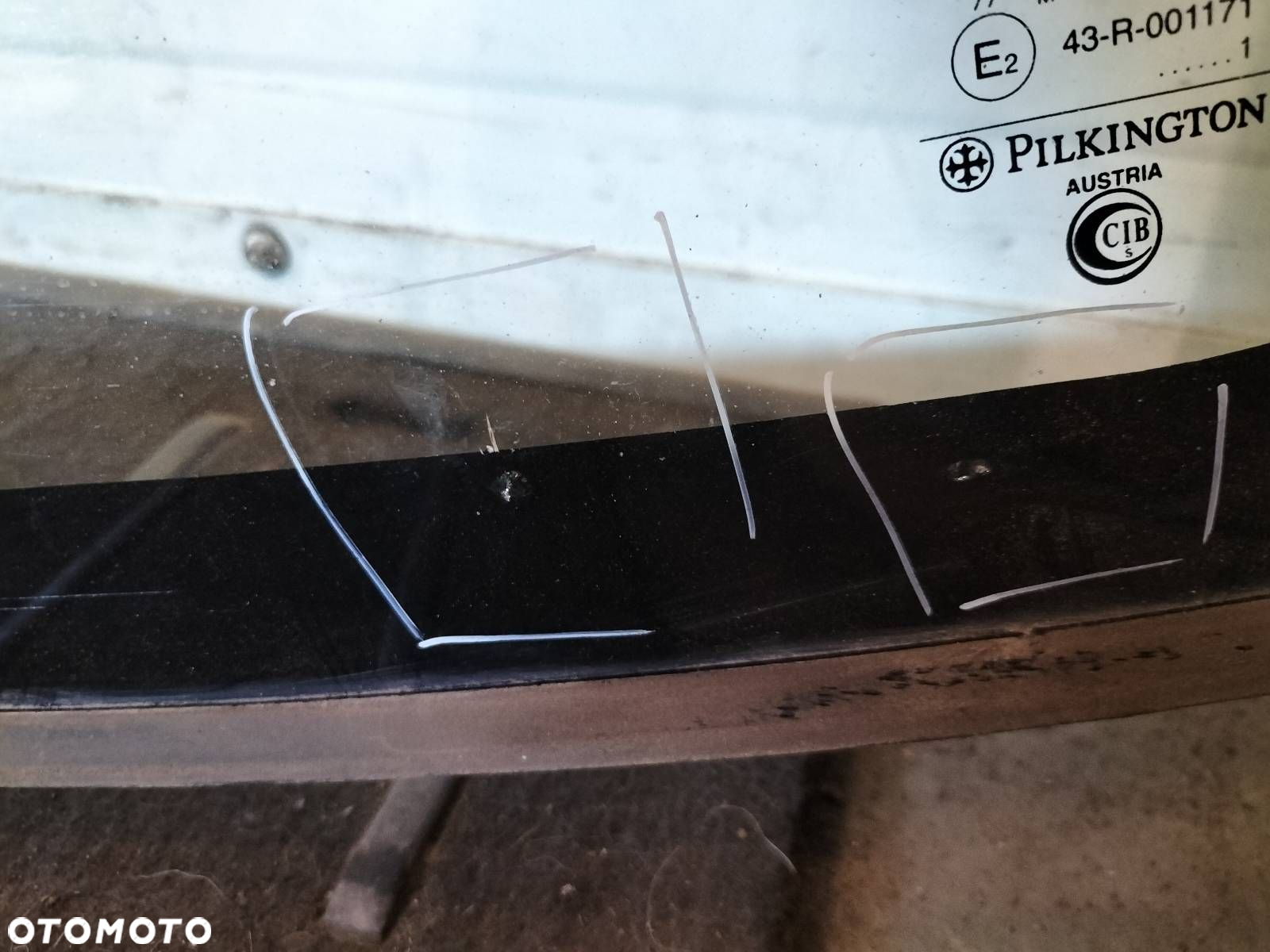 SZYBA CZOŁOWA PRZEDNIA TOYOTA COROLLA E11 LIFT 99-02 MAZOWSZE - 2