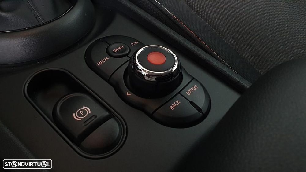 MINI Clubman One D 4Business Plus Auto - 26