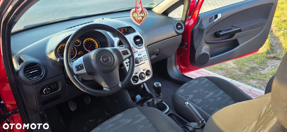 Opel Corsa - 11