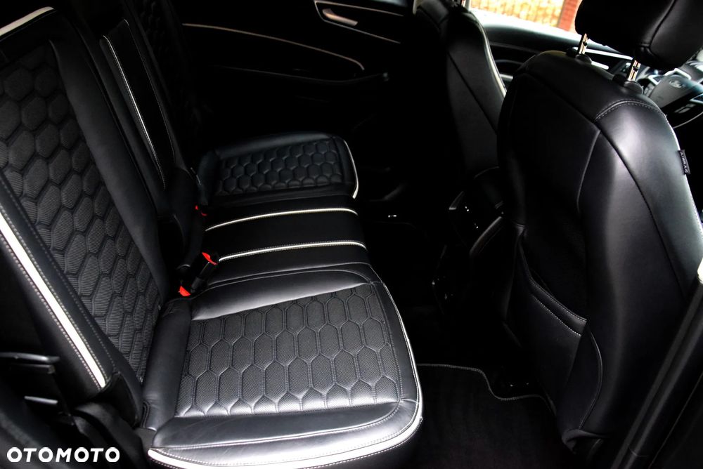 Ford Edge - 21
