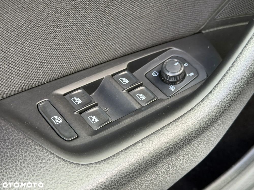 Volkswagen Passat 2.0 TDI EVO Essence - 12