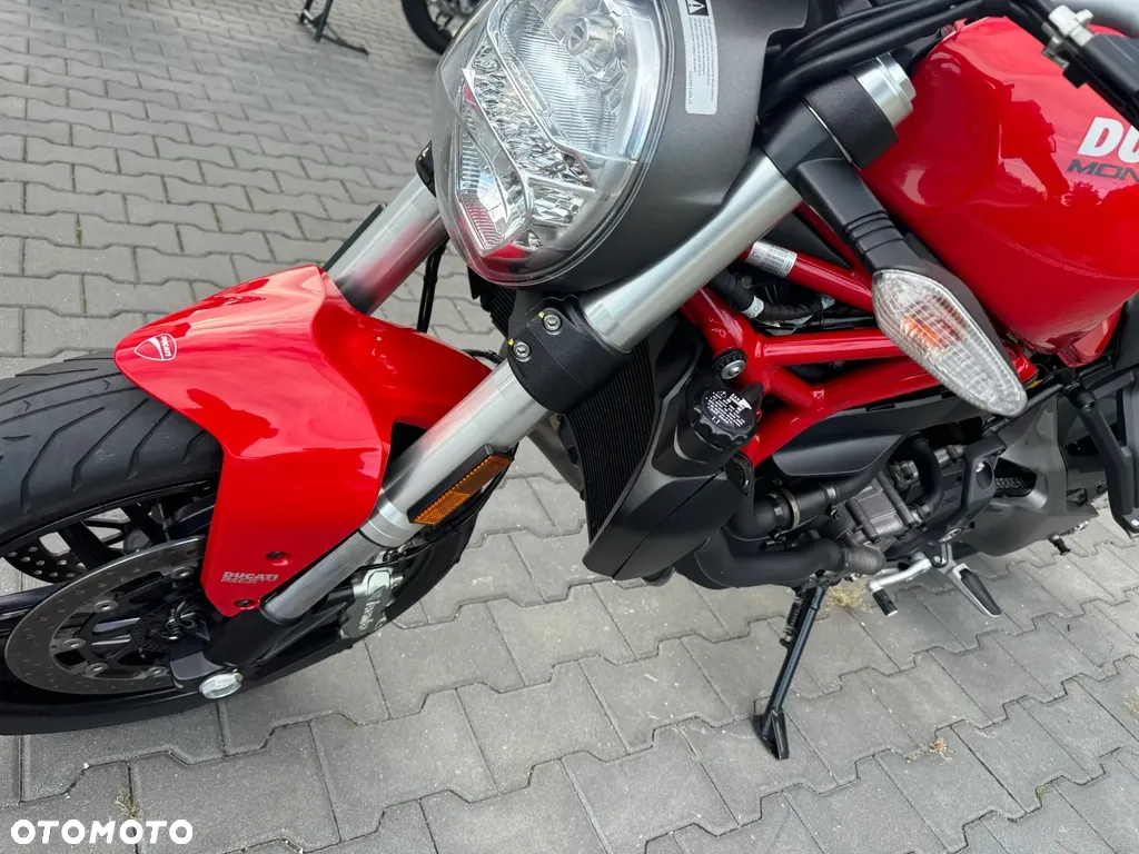Ducati Monster - 26