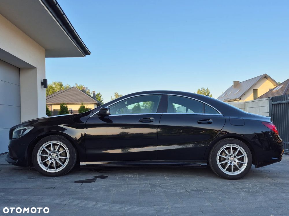 Mercedes-Benz CLA 250 4Matic 7G-DCT - 8