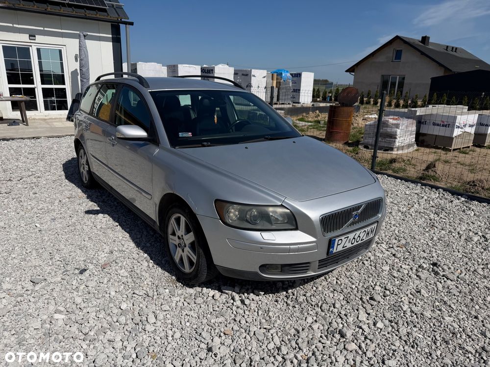 Volvo V50 - 1