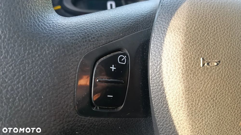 Renault TRAFIC - 32