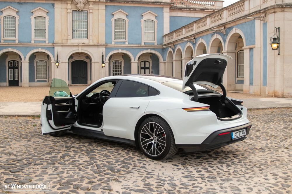 Porsche Taycan 4S Bateria Performance Plus - 14