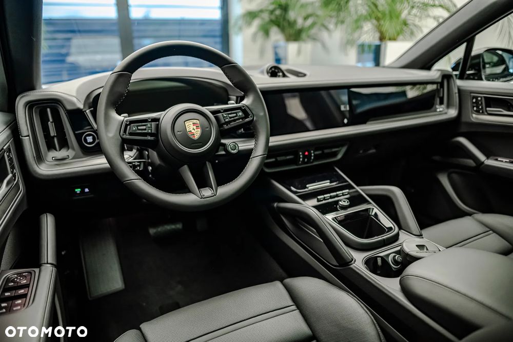 Porsche Cayenne Standard - 8