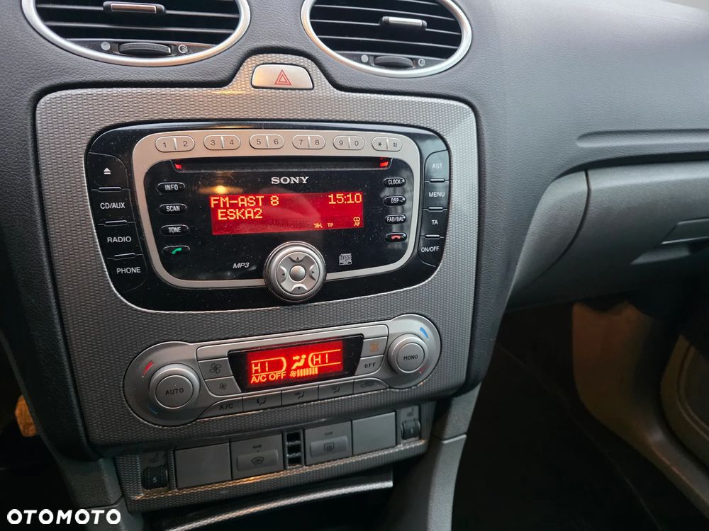 Ford Focus 1.8 Titanium - 13