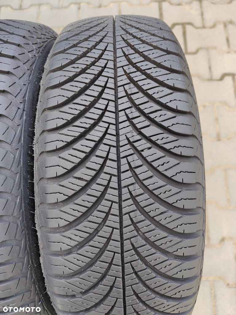 175/65/14 Goodyear Vector 4 Seasons - 3