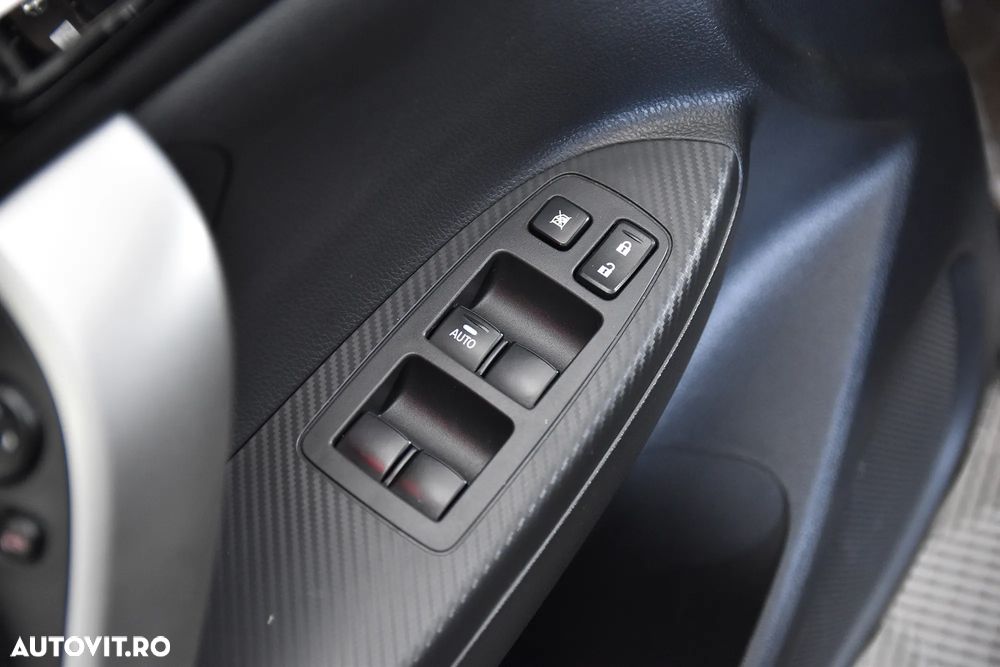 Mitsubishi Eclipse-Cross - 15