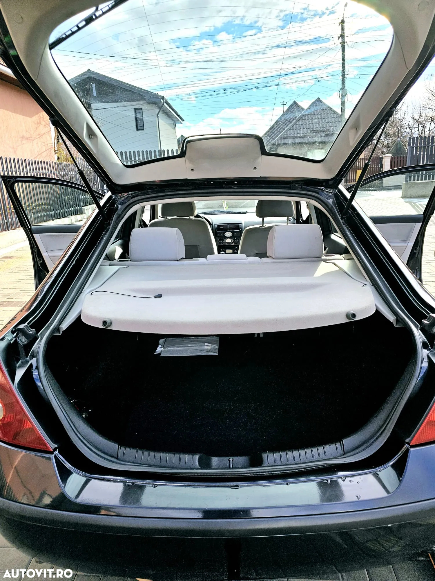 Ford Mondeo - 12