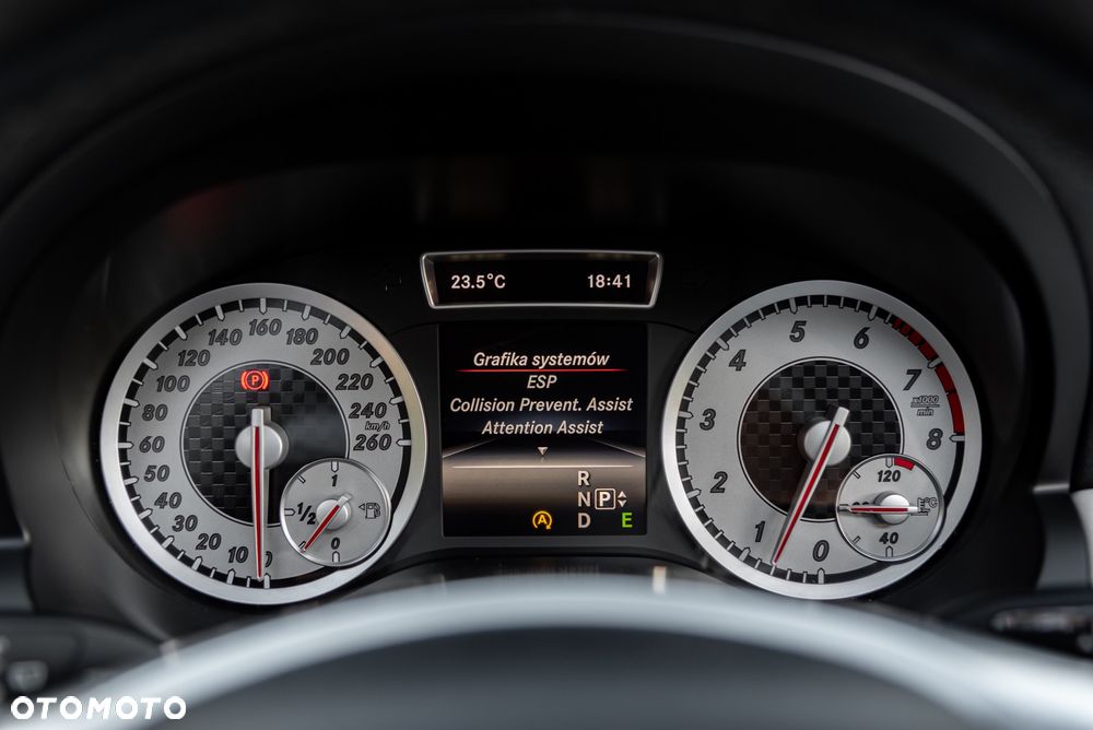 Mercedes-Benz Klasa A 250 4Matic 7G-DCT AMG Line - 35