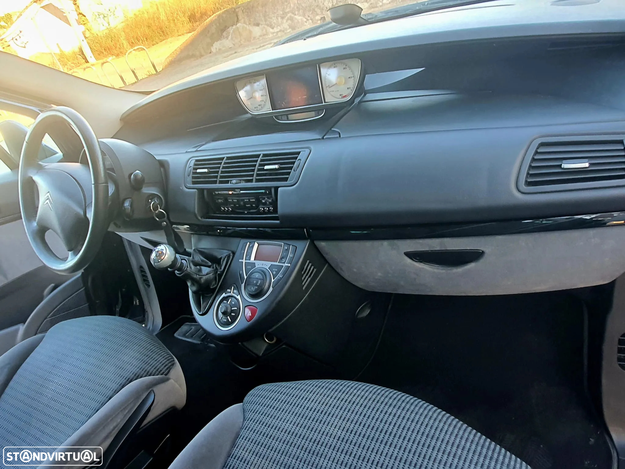 Citroën C8 - 11