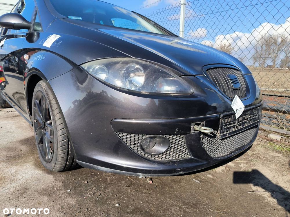 ZDERZAK PRZÓD SEAT TOLEDO III LS9N KOMPLETNY - 1