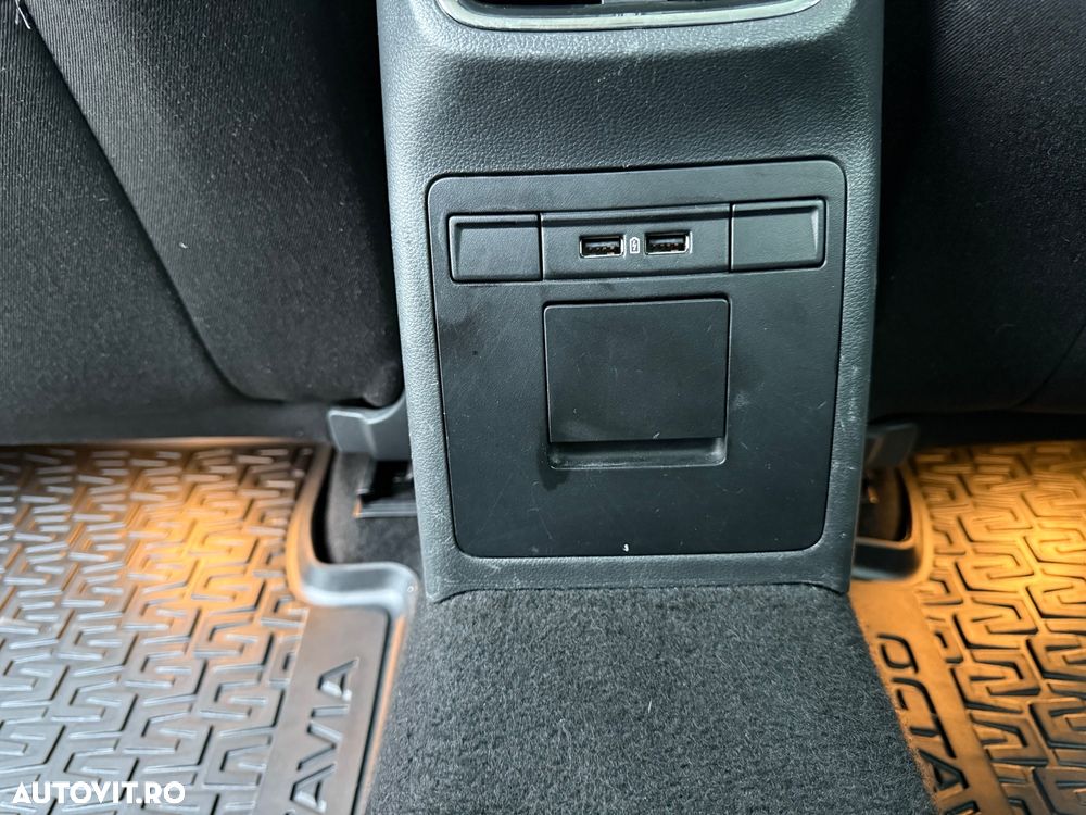 Skoda Octavia Combi Diesel 1.6 TDI Ambition - 18