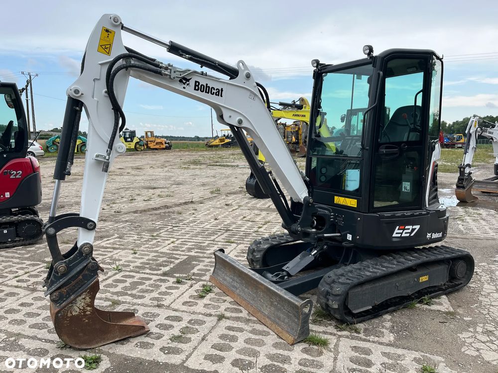 Bobcat E27