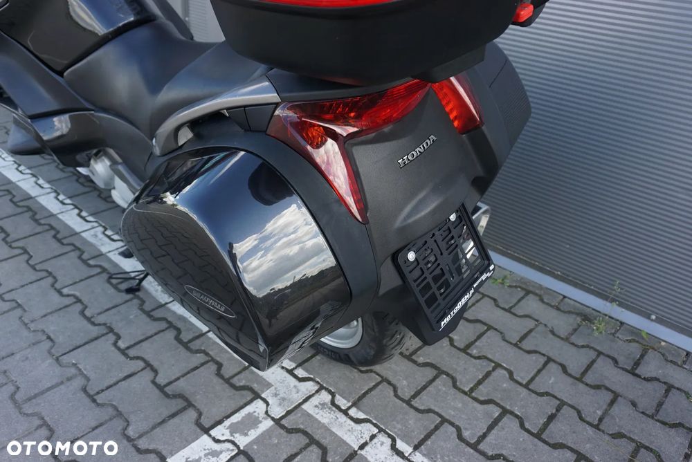 Honda NTV - 15