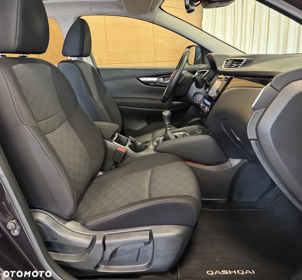 Nissan Qashqai 1.6 DIG-T N-Connecta - 10