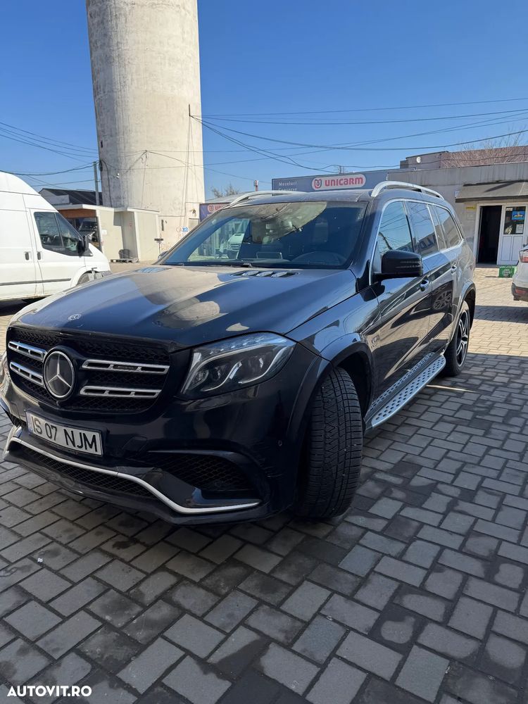Mercedes-Benz GLS - 1
