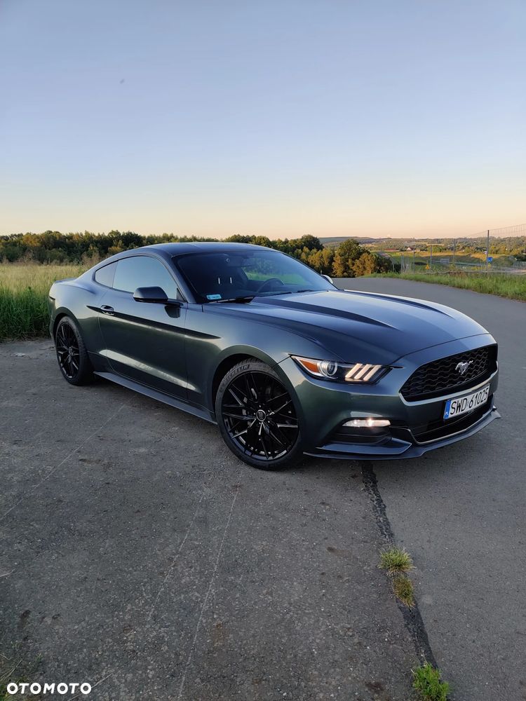 Ford Mustang 3.7 V6 - 8