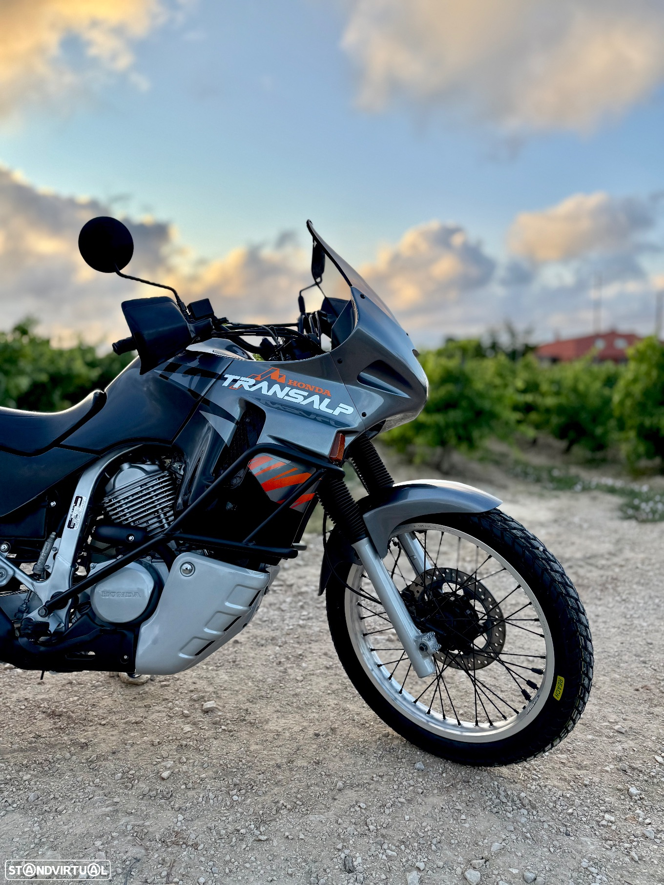 Honda Transalp 600 v Rally Touring - 4