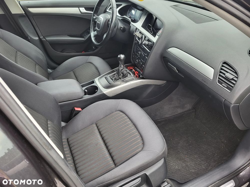 Audi A4 Avant 2.0 TDI DPF Ambition - 6