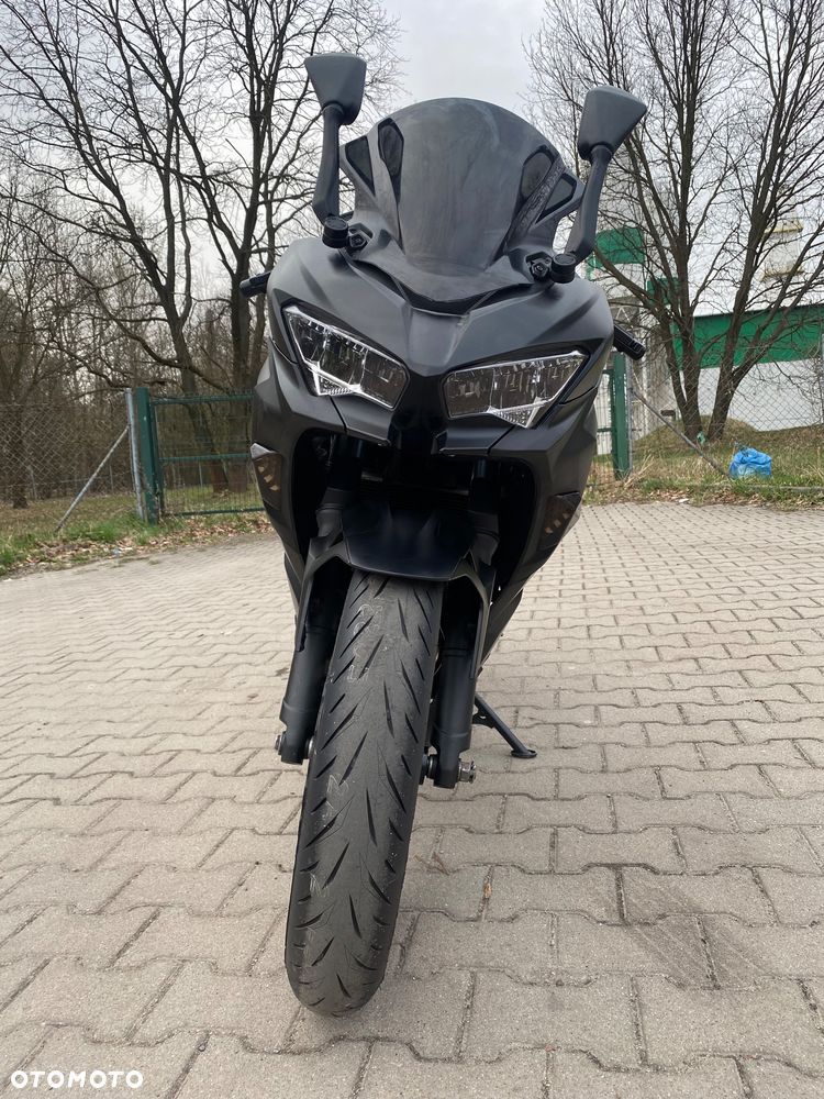 Kawasaki Ninja 400 - 10